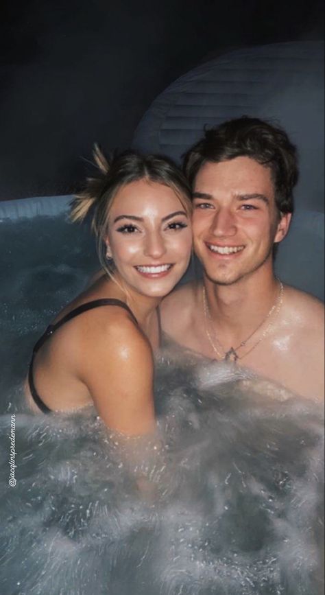 Hot Tub With Boyfriend, Hot Tub Couple Pics Aesthetic, Bf And Gf Hot Tub, Hot Tub Couple Pic, Hot Tub Photoshoot Ideas Couples, Hot Tub Pictures Couples, Hot Tub Pictures Poses Couple, Hot Tub Pics With Boyfriend, Hot Tub Couple Pics Romantic