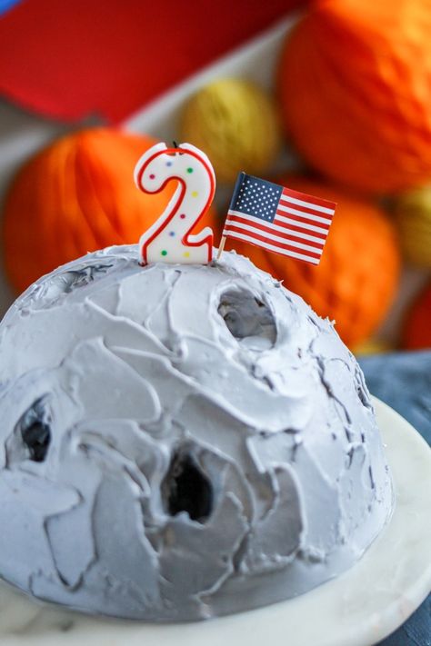 A Funfetti Moon Cake: Two the Moon - Lilies and Loafers Two The Moon, Pull Apart Cake, Space Birthday, Yellow Cake, Moist Cakes, Time To Eat, Moon Cake, Chocolate Frosting, Pull Apart