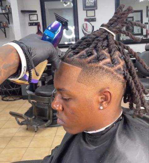 Drop Fade Locs, Drop Fade With Dreads, Temp Fade Dreads, Bald Taper Fade Haircut, Front Taper Dreads, Mid Taper Fade Haircut Black, Mid Taper Dreads, Drop Fade Dreads, Dreads High Top Fade