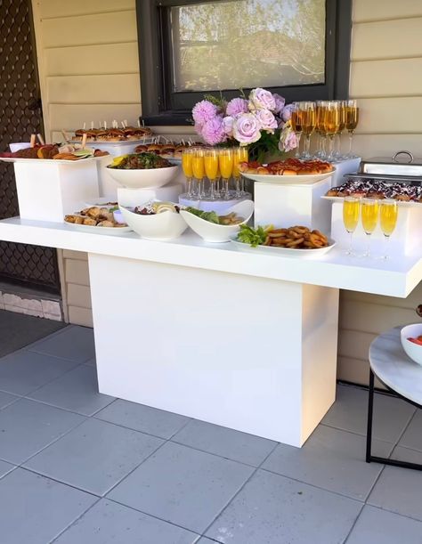 Kakanin Buffet Set Up, Acrylic Food Display, Brunch Catering, Breakfast Brunch Party, Catering Table, Party Buffet Table, Food Display Table, Food Set Up, Hosting Brunch