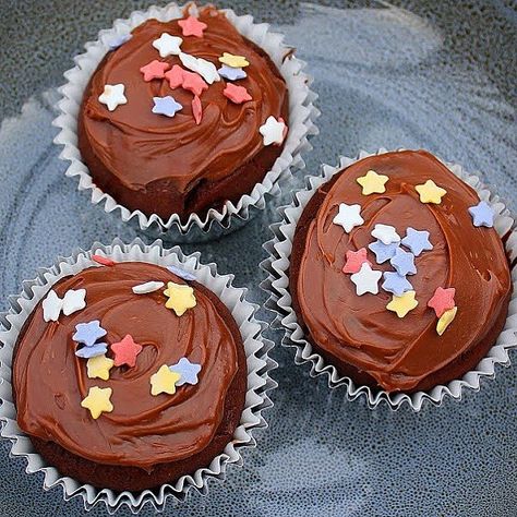 chocolate mud cupcakes Chocolate Mud Cupcakes, Mud Cupcakes, Cinnamon Coffee Cake Muffins, Chocolate Cupcake Recipe, Best Cake Ever, Coffee Cake Muffins, Cinnamon Coffee Cake, Chocolate Mud Cake, Cake Muffins