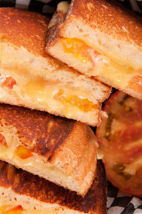 Grilled Ham And Cheese In Air Fryer, Grill Cheese Air Fryer, Air Fry Grilled Cheese Sandwich, Air Fryer Grilled Cheese Sandwich, Airfry Grilled Cheese Sandwiches, Perfect Grilled Cheese, Snack Wrap, Ninja Cooking System Recipes, Making Baked Potatoes