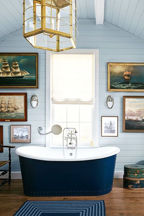 Nautical Theme Bathroom, Ensuite Renovation, Ideas For Bathrooms, Fancy Bathroom, Theme Bathroom, Nautical Bathroom Decor, Yellow Room, Nautical Bathrooms, Plank Walls