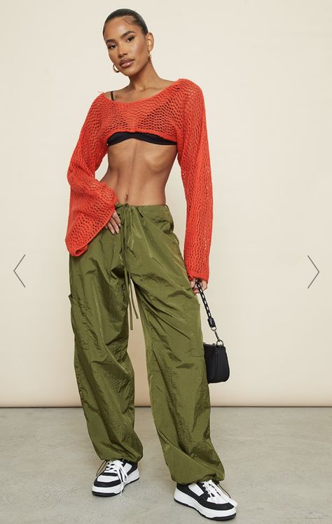 Coachella Outfit Pants, Roots Picnic Festival Outfit, Queer Rave Outfits, Festival Outfit Pants, Rap Concert Outfit Ideas Hip Hop, Coachella 2024 Outfits, Hip Hop Festival Outfits, Dreamville Festival Outfits, Festival Outfits Black Women