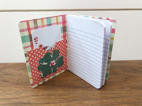 Journals Made From Composition Books, Mini Composition Books Ideas, Composition Notebook Diy, Notepad Crafts, Altered Composition Notebooks, Altered Composition Books, Notebook Holder, Composition Notebook Covers, Note Pad Holder