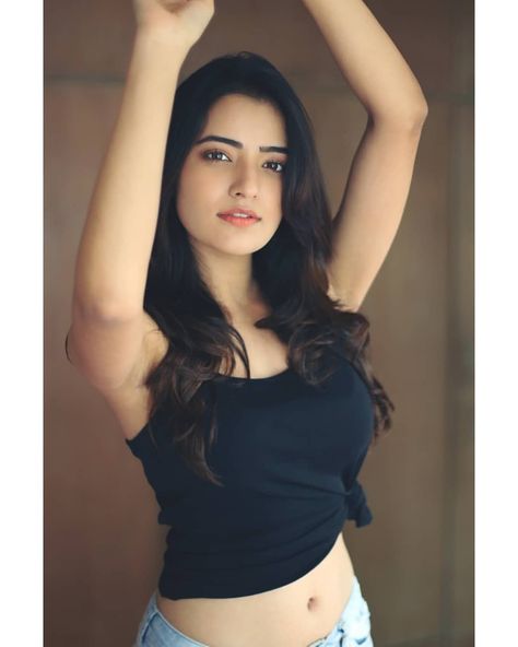 Ruksar Dhillon, Rukshar Dhillon, Amrita Pritam, Andrea Jeremiah, Poses For Insta, Wallpaper Images Hd, Movie Love Quotes, Yami Gautam, Actress Without Makeup