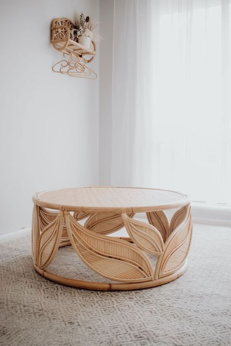 Vstupná Hala, Devine Design, Rattan Coffee Table, Bamboo Furniture, Boutique Interior, Design Del Prodotto, Styl Boho, Decoration Inspiration, Rattan Furniture