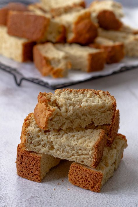 Buttermilk Rusks (Karringmelk Beskuit) Homemade Rusks Recipe, Buttermilk Rusks Recipes, Buttermilk Rusks Recipe South Africa, Karringmelk Beskuit Resep, Rusks Recipe South Africa, Boere Beskuit, South African Rusks, Karringmelk Beskuit, Cake Rusk Recipe