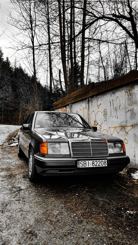 Old Mercedes Benz Wallpaper, Mercedes Benz W124 Wallpaper, Mercedes W124 Wallpaper, W124 Wallpaper, W124 Mercedes, Mercedes E200, Mercedes 200, Mercedes 124, Mercedes Benz W124