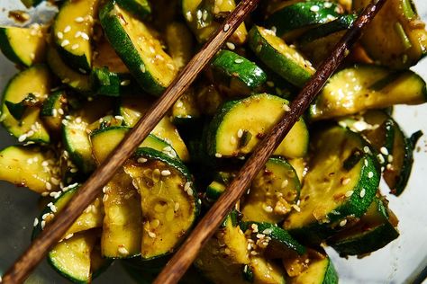 Korean Zucchini, Zucchini Side Dish, Zucchini Side Dish Recipes, Zucchini Health Benefits, Grilled Zucchini Recipes, Zucchini Vegetable, 30seconds Food, Zucchini Side Dishes, Summer Zucchini