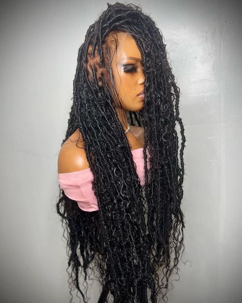 Y Styled Locs, Kanekalon Hair, Boho Locs, Kanekalon Hairstyles, Hair Curls, Goddess Locs, Faux Locs, Curled Hairstyles, 100 Human Hair