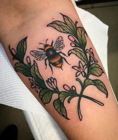 Bee Tattoo | Tattoo Ideas and Inspiration American Traditional Bee Tattoo, Half Sleeve Tattoos Traditional, Bumble Bee Tattoo, Goddess Tattoo, Bee Tattoo, Traditional Tattoo Flash, American Traditional Tattoo, Word Tattoos, American Traditional