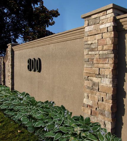 Stucco Fence, Decor For Bedroom Wall, Gardening Tattoo, How To Do Everything, Aesthetic Gardening, Gardener Aesthetic, Fence Wall Design, Compound Wall Design, Gardening Aesthetic