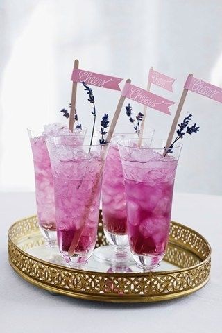 The Lavender Collins | What a gorgeous color for a cocktail. Gin, lemon juice, lavender syrup, and club soda. Lavender Cocktail, Collins Cocktail, Cocktail Gin, Lavender Syrup, Pink Drinks, Wedding Drink, Signature Drinks, Wedding Cocktails, Signature Cocktail