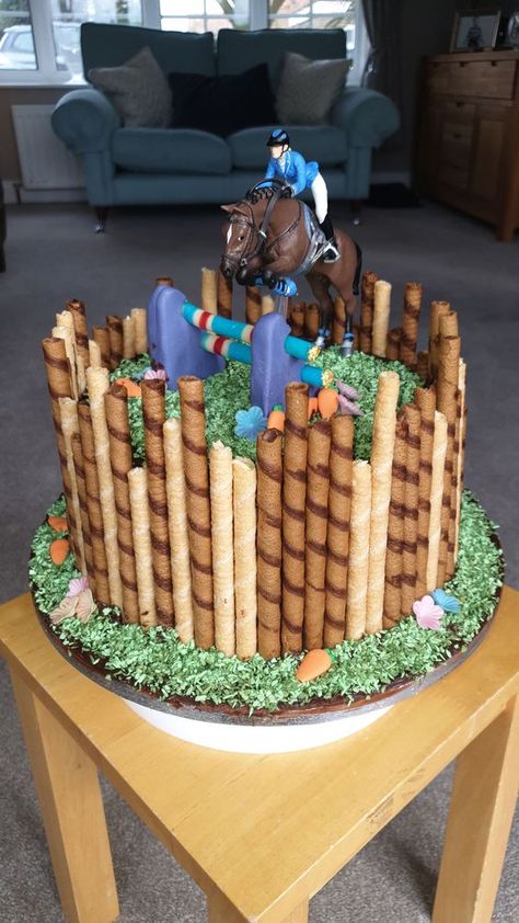 Hobby Horse Birthday Party, Horse Cakes Birthday Girl, Birthday Cake Horse Theme, Horse Bday Cake, Horse Cakes For Girls Birthday Parties, Horse Theme Birthday Cake, Horse Themed Birthday Cake, Horse Birthday Cake Girl, Horse Cake Design