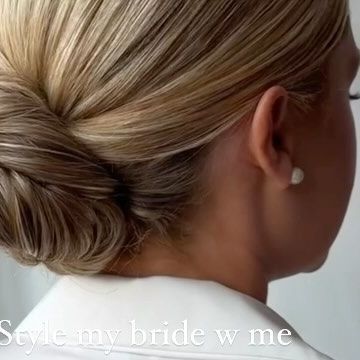 Bridal Hair Stylist | Educator on Instagram: "Here’s the bun recovery 🫱🏻‍🫲🏼 Never do I want to hear you say you feel embarrassed or like a bad stylist for redoing a style! No one talks to my friend that way!!! In case you need to hear it, you’re allowed to take it out & start over🫶🏼 #bridalhair #weddinghairinspo #lowbun low bun hair tutorial, hair education for updos" Low Bun Hair, Hair Education, Bridal Business, Tutorial Hair, The Bun, Hair Bun Tutorial, To My Friend, Low Bun, Bun Hair