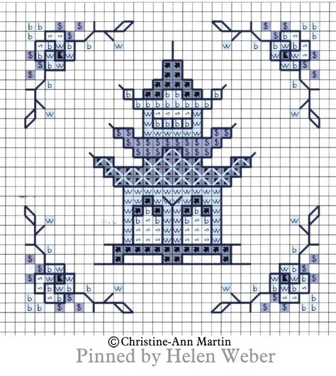 Chinese Pixel Art, Chinoiserie Crafts, Tiny Journal, Embroidery Instructions, Graph Art, Organizator Grafic, Chinoiserie Motifs, Blackwork Embroidery, Graph Paper Art