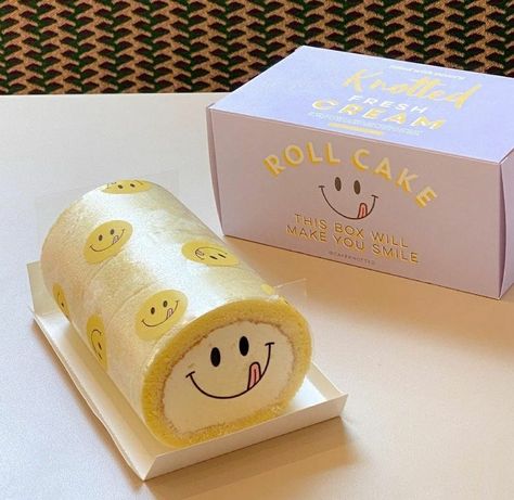 Cake Roll Packaging, Roll Cake Packaging, Kek Lapis, Homemade Baking, 귀여운 음식 그림, Korean Cake, Company Identity, Bakery Packaging, Cake Packaging