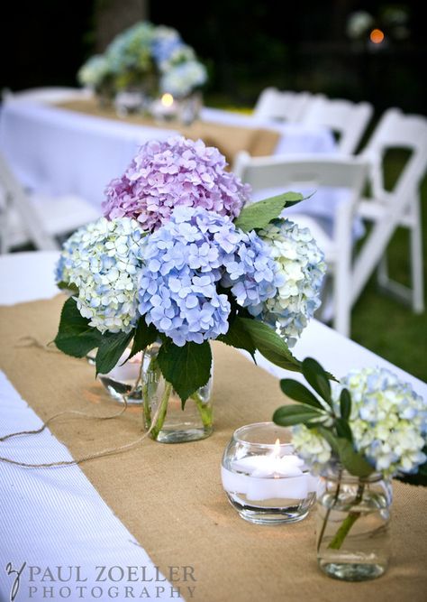 Hydrangea Party Decorations, Sage Green Hydrangea Wedding, Hydrengas Flower Arrangement Wedding, Wedding Hortensia Decoration, Hydrangea Birthday Party, Hydrangea Centerpieces For Party, Hydrangea Party Theme, Hydragena Wedding, Wedding Hydrangea Centerpiece