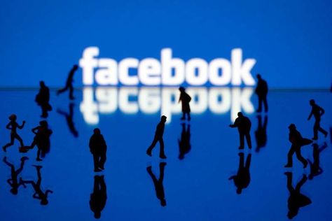 How To Delete Your Data From Facebook Forever Delete Facebook, Facebook News, Facebook App, Facebook Users, The Social Network, Facebook Messenger, Facebook Profile, Cpr, March 25