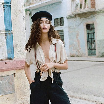 Chiara Scelsi Street Styles, Zodiac Signs Outfits Style Inspiration, Brydie Mack, Zodiac Signs Outfits, Cuba Fashion, Collection Photography, Cuban Style, Biracial Hair, Curly Hair Inspiration