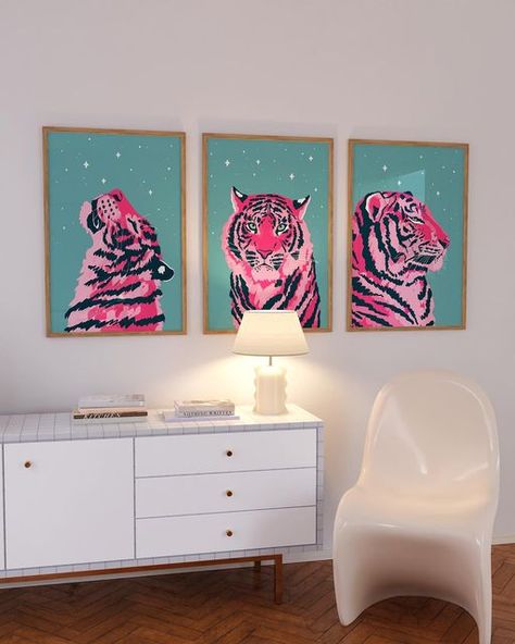 Peachi Prints | colourful wall art home decor on Instagram: "Happy Saturday from the 3 pink tigers 🐅✨ I love when all of these come together! Swipe to see an order of the 3 printed in A3! I’ve got 30% off all weekend 🖤 Thanks so much to anyone who has ordered so far from me and for anyone who is choosing to support any small business at this time of year! 🎄💫 ⠀⠀⠀⠀⠀⠀⠀⠀⠀ #shopsmalluk #shopsmallblackfriday #wallartprint #wallartprints #bedroomprints #posterart #bedroomdecor #hallwaydecor #hallwa Tiger Room Ideas, Pink Tiger Print, Colourful Bedroom, Stars Wall Art, Pink Tiger, Star Wall Art, The Zen, Unframed Art Prints, Bathroom Prints