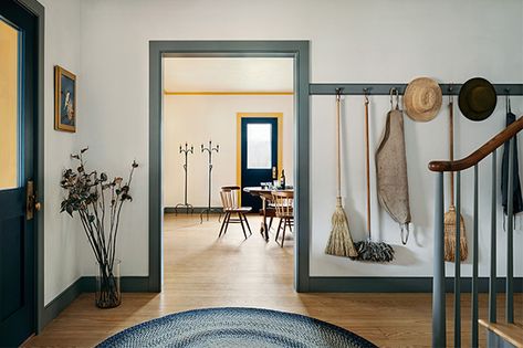 Butter Yellow Kitchen, Tiktok Baking, Borge Mogensen Chair, Hendricks Churchill, Old Fashioned House, Library Table, Rural Retreats, Country Homes, Butter Yellow