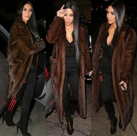 Brown Faux Fur Coat Outfit, Kim K Hair, Faux Fur Coat Outfit, Kim Kay, Faux Fur Coats Outfit, Art Gallery Outfit, Winter Outside, Brown Fur Coat, Fur Coat Outfit