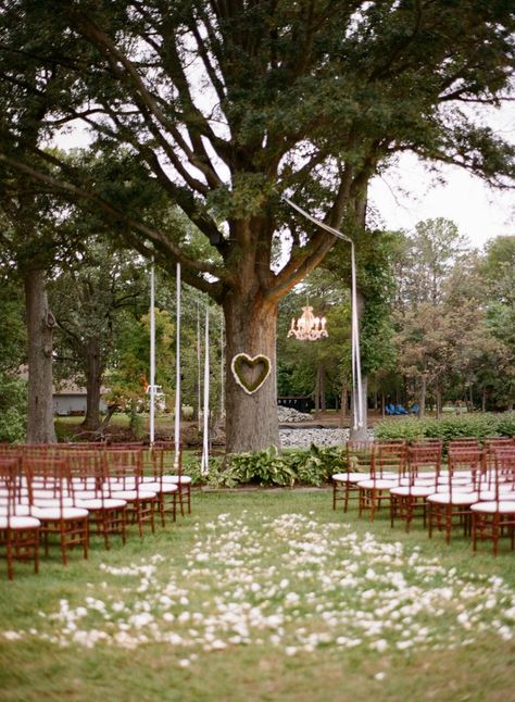 9d721136 85ce d718 cc8d e265870f493d~rs 729 Ceremony Decorations Outdoor, Backyard Wedding Ceremony, Backyard Trees, Wedding On A Budget, Outdoor Wedding Decorations, Rustic Outdoor, Outside Wedding, Ceremony Backdrop, Rustic Country Wedding