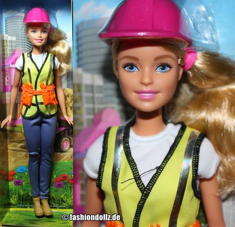 2017 Barbie Careers - Builder / Bauleiterin #FCP76 Barbie Doll Careers, Barbie Careers Dolls, Barbie Career Outfits, Barbie Career Dolls, Barbie Jobs Career, Barbie Professions, Career Barbie, Barbie Careers, Barbie Bday