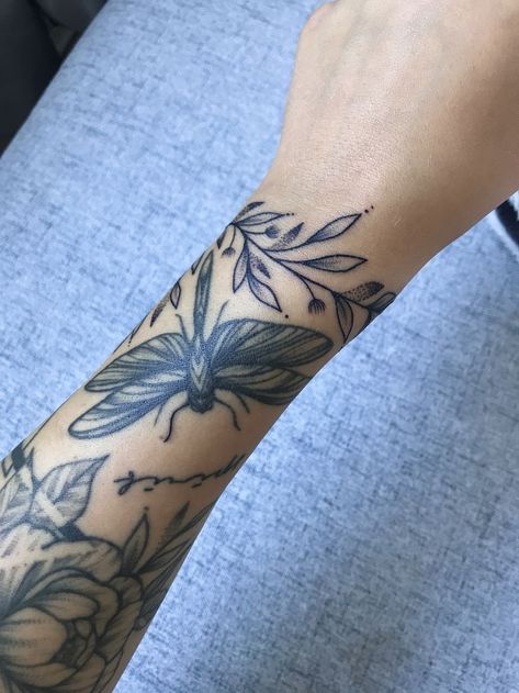 Dragonfly Tattoo Dotwork, Dragon Fly Cover Up Tattoo, Dragonfly Tattoo Cover Up, Fern And Dragonfly Tattoo, Inner Arm Tattoo Cover Up, Flower Wristband Tattoo, Dragonfly Coverup Tattoo, Dragonfly Knee Tattoo, Dragonfly Tattoo Sleeve