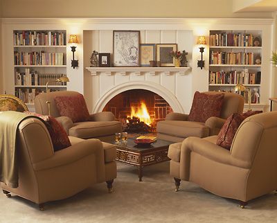 Design Fireplace, Brown Living Room Decor, Cozy Living Room Design, Living Tv, Warm Home Decor, Comfy Living Room, Living Room Warm, Living Room Arrangements, Living Room Design Ideas