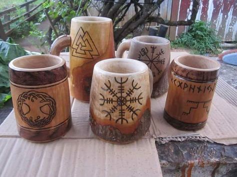 Viking Ceramics, Elven Kingdom, Tavern Decor, Norse Art, Viking Horn, Viking Decor, Viking Wedding, Nordic Vikings, Norse Pagan