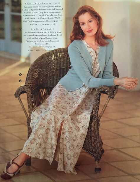 1995 Fashion, The 80s Fashion, Dress And Cardigan, Fashion Decades, Vintage Midi Dresses, 20th Century Fashion, 1990s Fashion, Ladies Gown, Moda Vintage