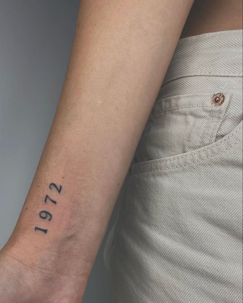 #finelinetattoo #fineline #singleneedletattoo #meaningful #year #date #cutetattoo #cologne Forearm Year Tattoo, Fine Line Birth Year Tattoo, Birthyear Tattoo Ideas, 1988 Tattoo, Year Tattoos, Year Tattoo Number, Birth Year Tattoo, Year Tattoo, Date Tattoos