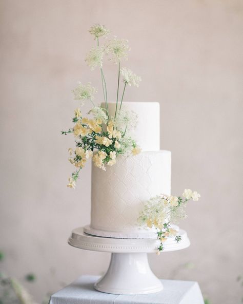 No Bridal Party, Pasadena Wedding, Small Wedding Cakes, Amazing Wedding Cakes, Simple Wedding Cake, Elegant Wedding Cakes, Wedding Cake Inspiration, French Wedding, Wedding Southern California