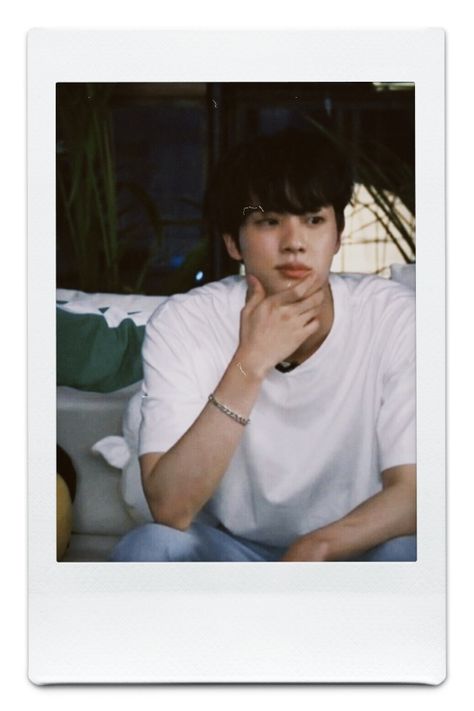 Jin Poloroid, Jin Polaroid Aesthetic, Jin Candid Photos, Seokjin Polaroid, Jin Bts Boyfriend Material, Kim Seokjin Boyfriend Material, Jin Polaroid, Kim Seokjin Aesthetic, Jin Boyfriend Material