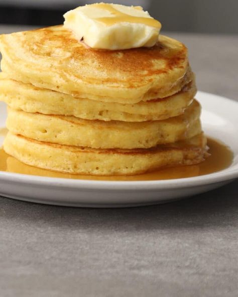 Homestyle Fluffy Cornmeal Pancake Recipe - A Red Spatula Cake Flour Pancakes, Corn Meal Pancakes, Cornmeal Pancakes, Chicken Pasta Salad Recipes, Freeze Pancakes, Pancake Recipe Easy, Breakfast Goodies, Corn Cakes, Homemade Syrup