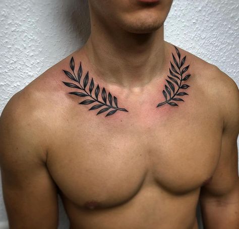 Line Chest Tattoo Men, Men’s Small Back Tattoo, Best Men’s Tattoo, Men Back Tattoos Ideas, Simple Back Tattoos Men, Inside Of Bicep Tattoo For Men, Best Man Tattoo, Men's Chest Tattoos, Small Shoulder Tattoos Men