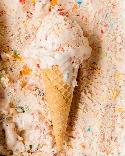 Fruity Pebbles Ice Cream, Cinnamon Toast Crunch Bars, Fruity Ice Cream, Cereal Flavors, Fruity Pebbles Cereal, Pebbles Cereal, Homemade Cereal, Cereal Milk, Milk Ice Cream