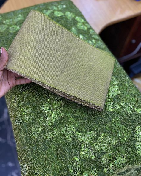 Àríké THE ASOEBI EXPERT on Instagram: “OLIVE GREEN! #asoebiseriesbyarike Asoebi combo prices *3 yards and gele - 18,000 *4 yards and gele - 23,000 *5 yards and gele - 28,000…” Olive Green Lace Asoebi, Army Green Lace Asoebi, Sage Green Asoebi, Olive Green Asoebi Lace Styles, Green Asoebi Lace Styles, Green Lace Asoebi Styles, Asoebi Styles Lace Classy, Olive Green Lace Dress, Asoebi Styles Lace