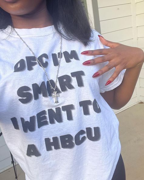 You can do so much with a white tee 👀✂️🤧 #hbcu #hbcuhomecoming #hbcualumni #hbcugrad #hbcubuzz #ghoe Hbcu Aesthetic, Future Aesthetic, White Coat Ceremony, White Coat, Tshirt Design, College Girls, White Tee, Life Goals, You Can Do