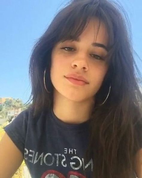 Camila Cabello Post Fan ❤ on Instagram: “Haaaaahahaa 😂😂❤❤🤩😍😭 @camila_cabello ••••••••••••••••••••• •••••••••••••••••••••• ⬇️⬇️⬇️⬇️⬇️⬇️⬇️⬇️⬇️⬇️⬇️⬇️ #camila #camilacabello #nbtstour…” Fifth Harmony Camren, Cabello Hair, Camila And Lauren, Big Hoop Earrings, March 3rd, Lauren Jauregui, Fifth Harmony, Hollywood Celebrities, Woman Crush