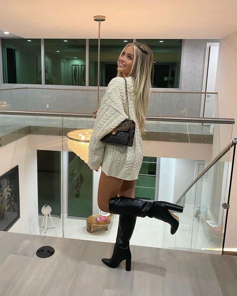 Olivia Chatfield, Vegas Outfit, Transition Outfits, Paris Outfits, Simple Trendy Outfits, Autumn Outfit, Outfit Inspo Fall, Photo Instagram, Winter Fashion Outfits