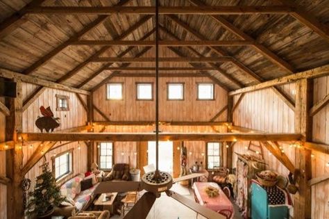 840-sq-ft-barn-to-cabin-restoration-by-heritage-barns-0012 - Looks way bigger than 840 SF ... Not sure why there are so many tables, but cute. Rustic Small Cabin, Modern House Colors, Timber Cabin, Barn Living, Farmhouse Flooring, Barn Renovation, Wood Roof, Home Garden Design, Tiny Cabin