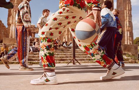 © Gucci Pre-Fall 2019 Collection Photographed by Glen Luchford Glen Luchford, Gucci Brand, Punk Rocker, Alessandro Michele, Pompeii, Venice Beach, Ad Campaign, Fashion Kids, Pre Fall