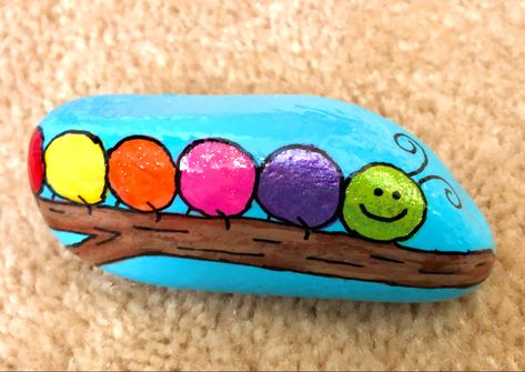 Caterpillar Rock Painting, Rock Caterpillar, Caterpillar Painted Rocks, Bug Painted Rocks, Colorful Caterpillar, Painted Rocks Insects, Bug Painted Rocks Ideas, Garden Decor Crafts, Summer Rocks