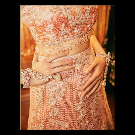 Looking PHAT and feeling iconic! 💓✨ While conceptualizing the sangeet look, we aimed for something fun, elegant, and 'iconic'. After multiple rounds of discussions, we decided to delve into the archives and recreate the OG @manishmalhotra05 'Bole Chudiyan' look. It was an absolute blast!!! ☄️💃 #SangeetStyle #ManishMalhotraMagic #IconicLook Sangeet Look, Bole Chudiyan, Shloka Mehta, Manish Malhotra Lehenga, Anant Ambani, Engagement Saree, Fashion Illustration Tutorial, Indian Wedding Outfit, Celebrity Casual Outfits