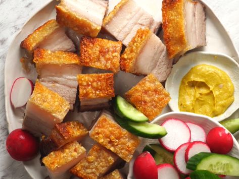 Nagi’s Chinese Crispy Pork Belly | Australian Pork Crispy Roast Pork, Chinese Roast Pork, Heo Quay, Roast Pork Belly, Asian Bbq, Khmer Food, Chinese Cooking Wine, Pork Belly Recipes, Crispy Pork Belly