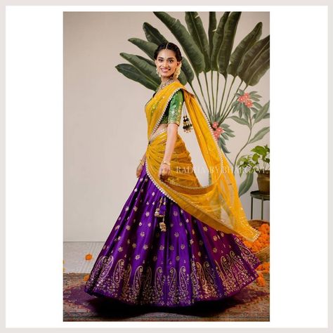 Lehenga With Contrast Dupatta, Radha Dress, Designer Lehangas, Bhargavi Kunam, Lehenga Color Combinations, Contrast Dupatta, Lehenga Bridal, Lehenga Saree Design, Half Saree Lehenga